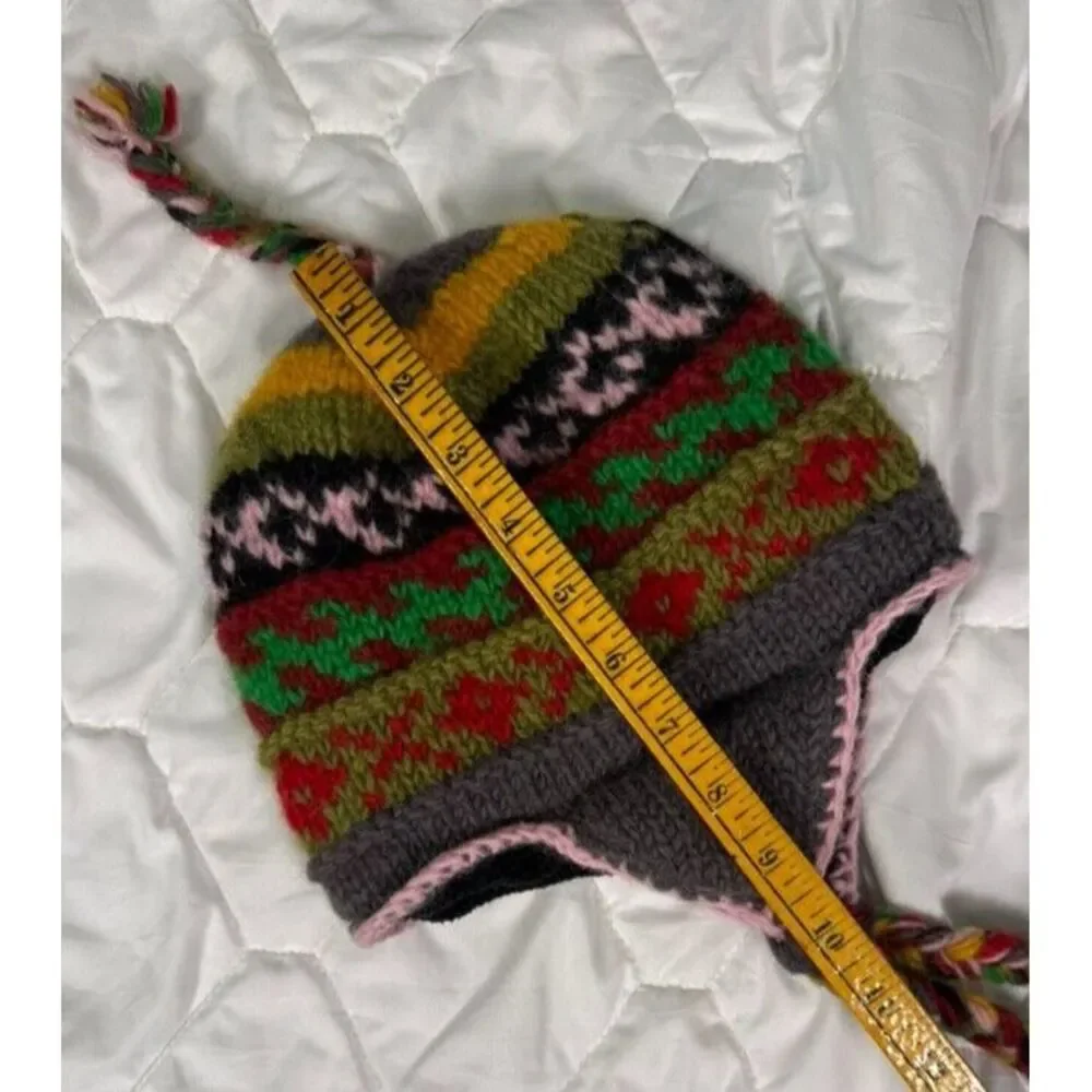 Beautiful Colorful Warm Sherpa Hat Made‎ in Nepal 100% Wool Top Tassel Unisex